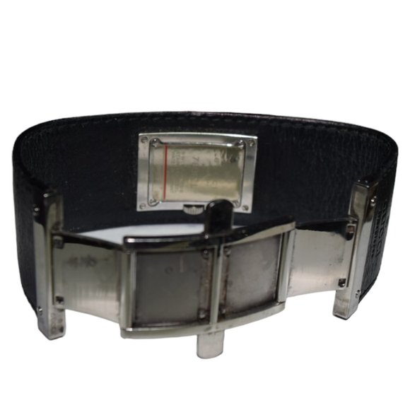 GUCCI Black Dial Black Leather Strap Quartz Women's Watch 7800L. - Picture 6 of 7